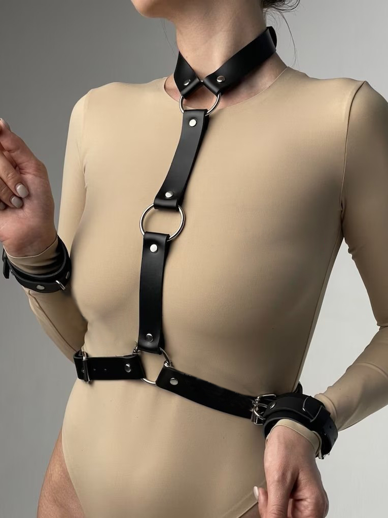 Sabuk Harness Kulit Seksi Wani - Garter Belt Set ulasan dan harga